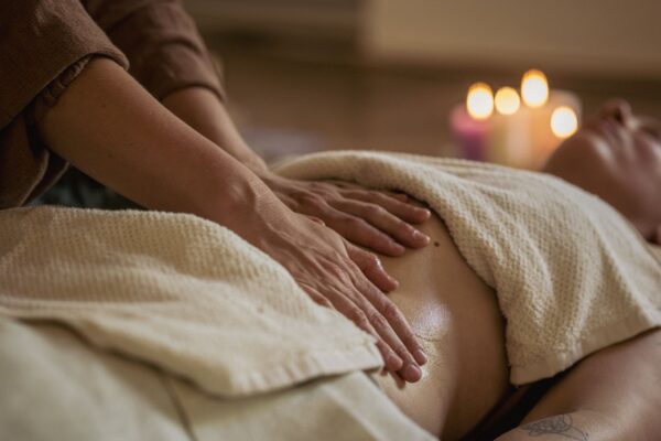 Womb Massage (c) Art of Ayni